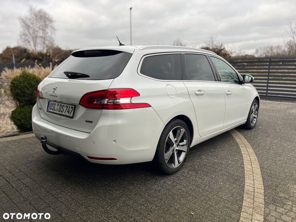 Peugeot 308 BlueHDi 150 Automatik Stop & Start Allure - 11