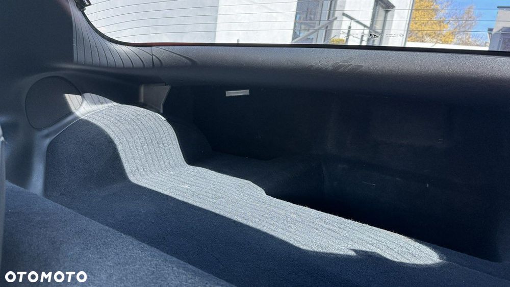 Chevrolet Corvette - 16