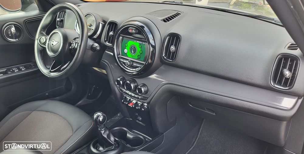 MINI Countryman One D - 5