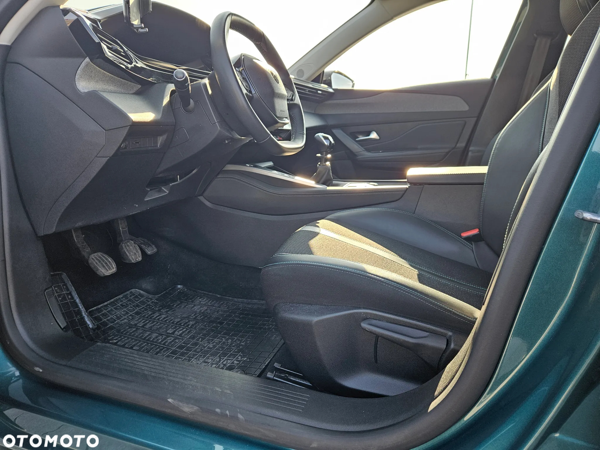 Peugeot 308 1.2 PureTech Allure S&S - 8