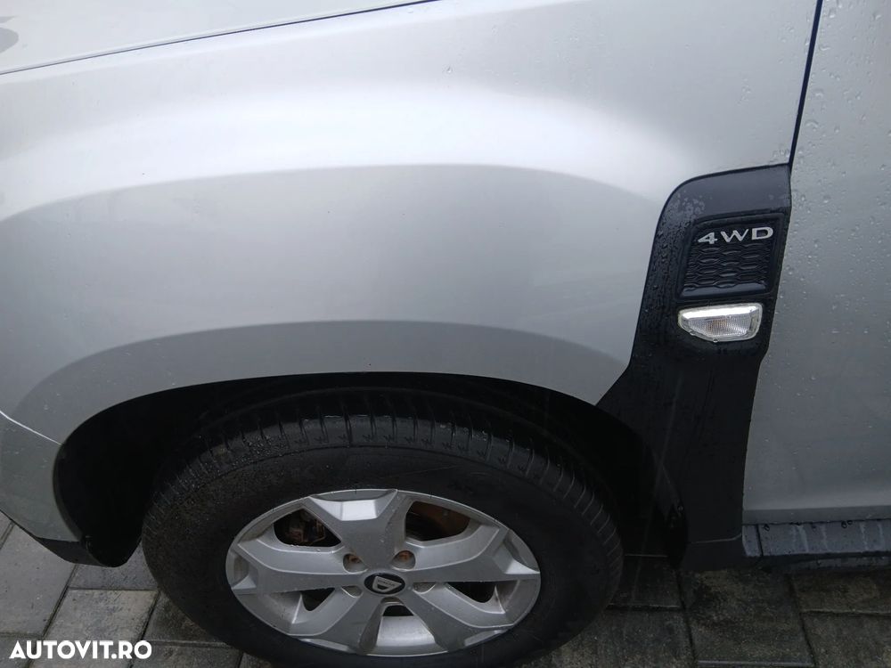 Dacia Duster 1.5 dCi 4x4 Prestige - 10
