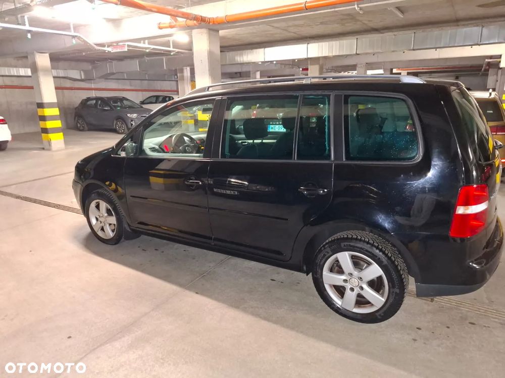 Volkswagen Touran 1.9 TDI DPF Highline - 7