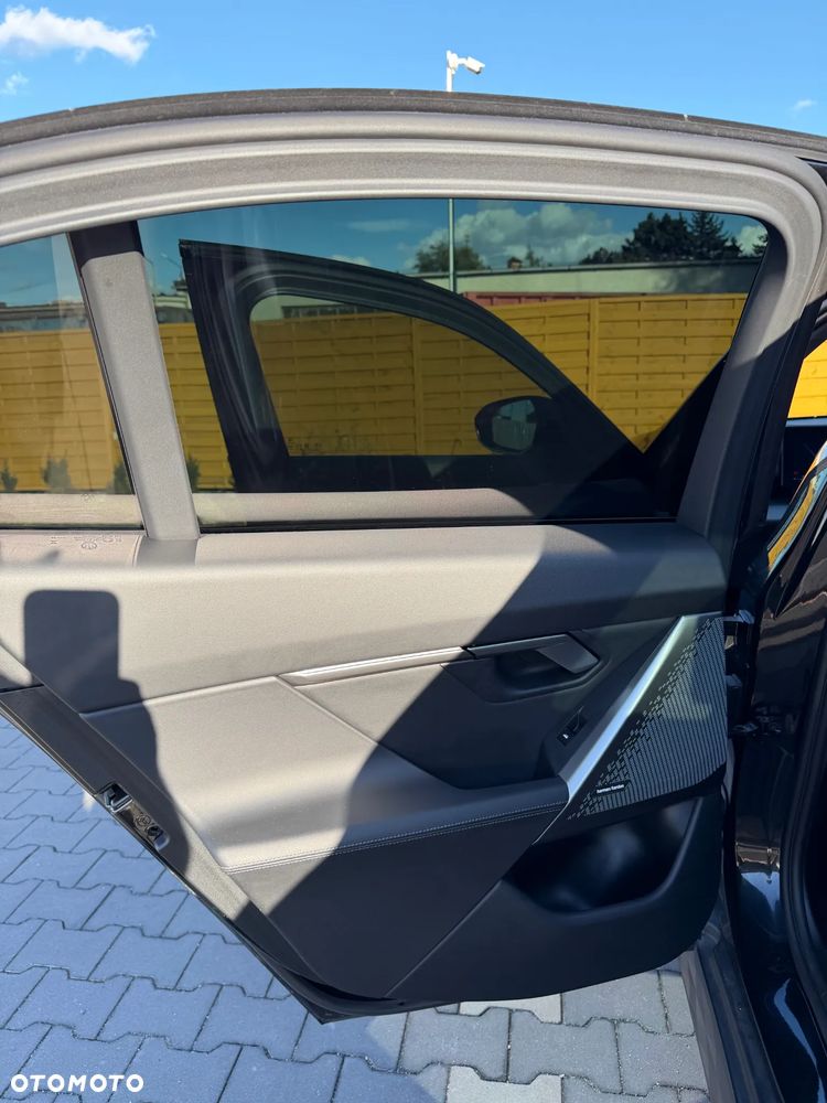 BMW Seria 5 520d mHEV - 23