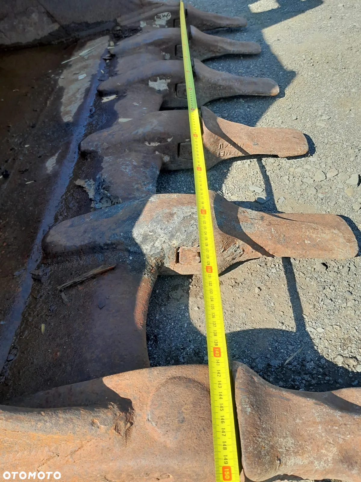 Łyżka do koparki o szerokości 150cm i średnicy sworznia fi80mm - 10