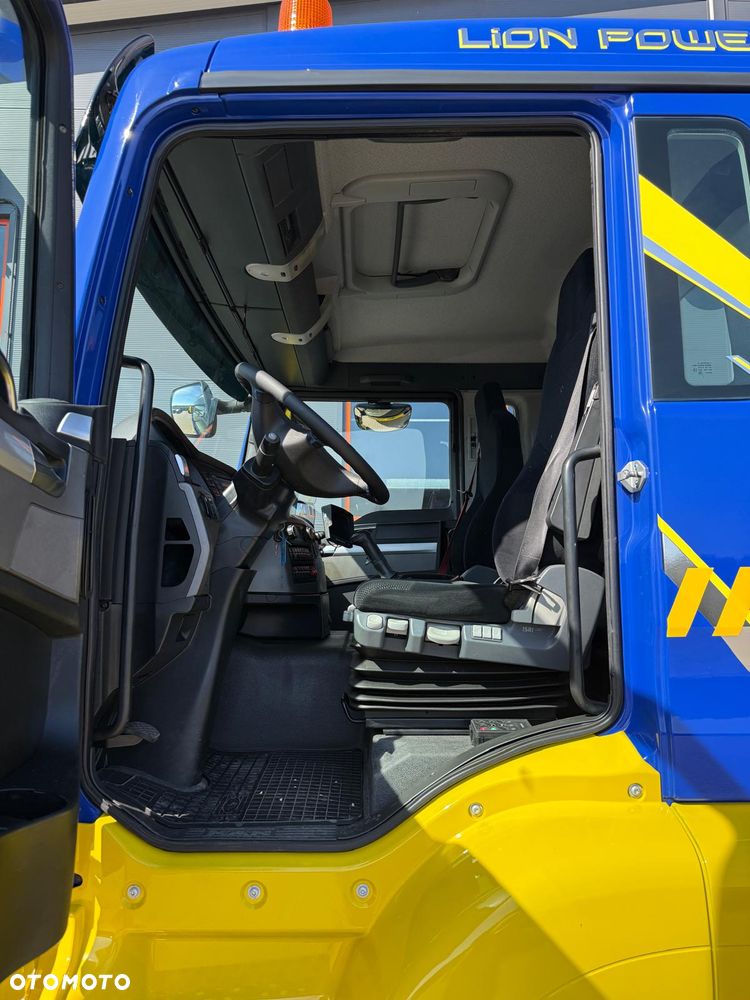 MAN TGS TGX 26.360 E5 laweta uniwersalna + Dźwig HDS HMF 1420 K2 / pomoc drogowa / kran krane dzwig hds żuraw - 34