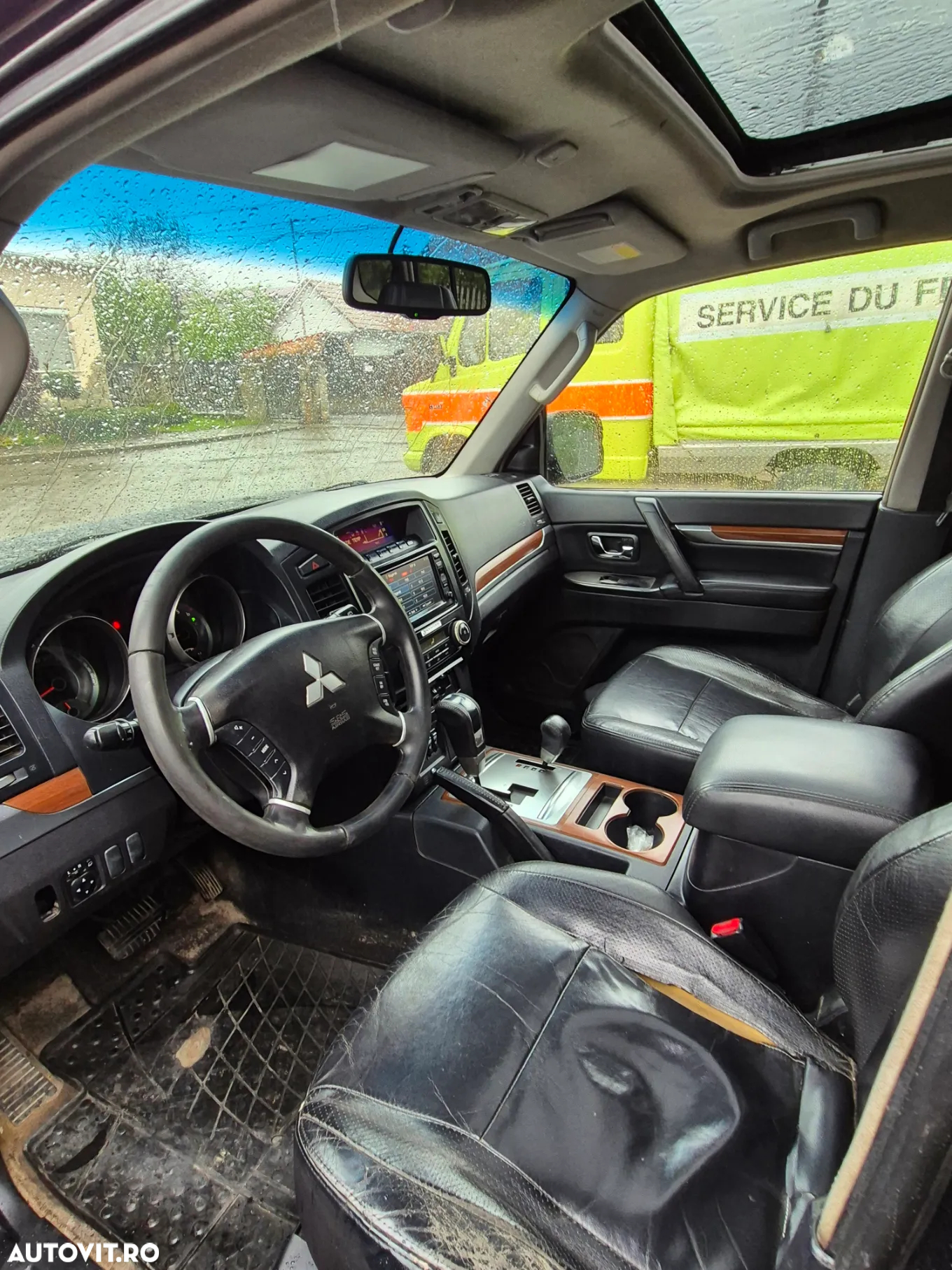 Mitsubishi Pajero LWB 3.2 DI-D Instyle A/T - 8