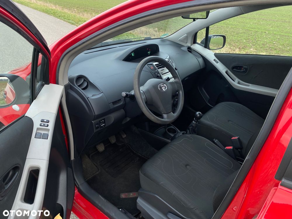 Toyota Yaris 1.33 Luna - 14