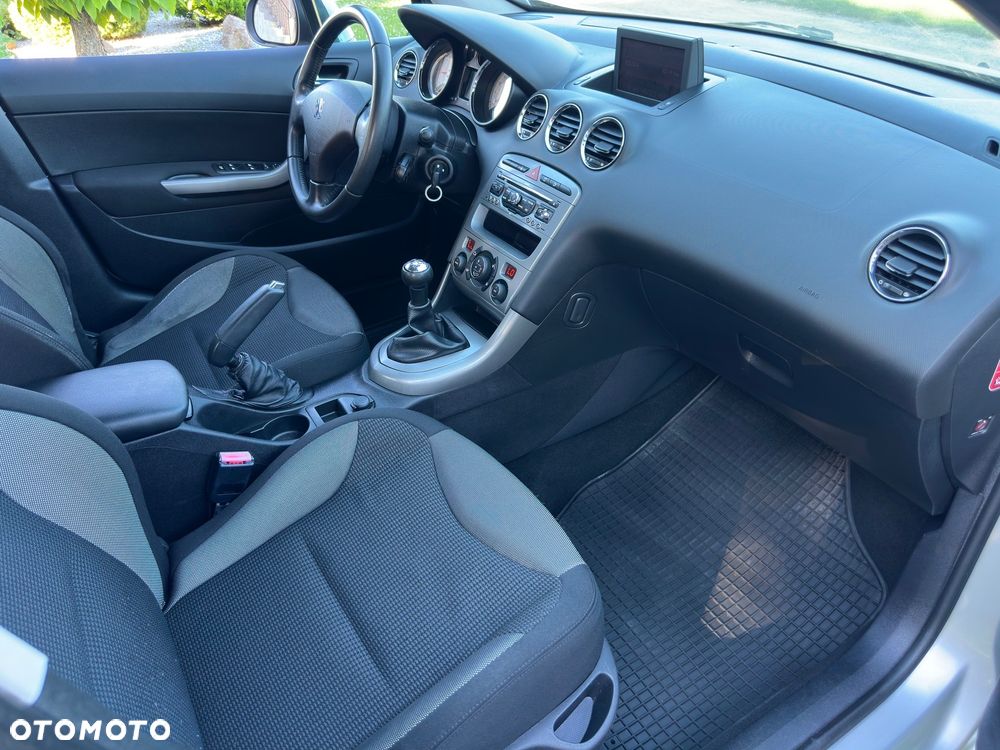 Peugeot 308 120 VTi Style - 16