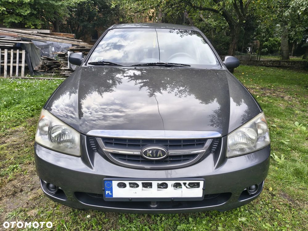 Kia Cerato 1.6 LX / Family - 3