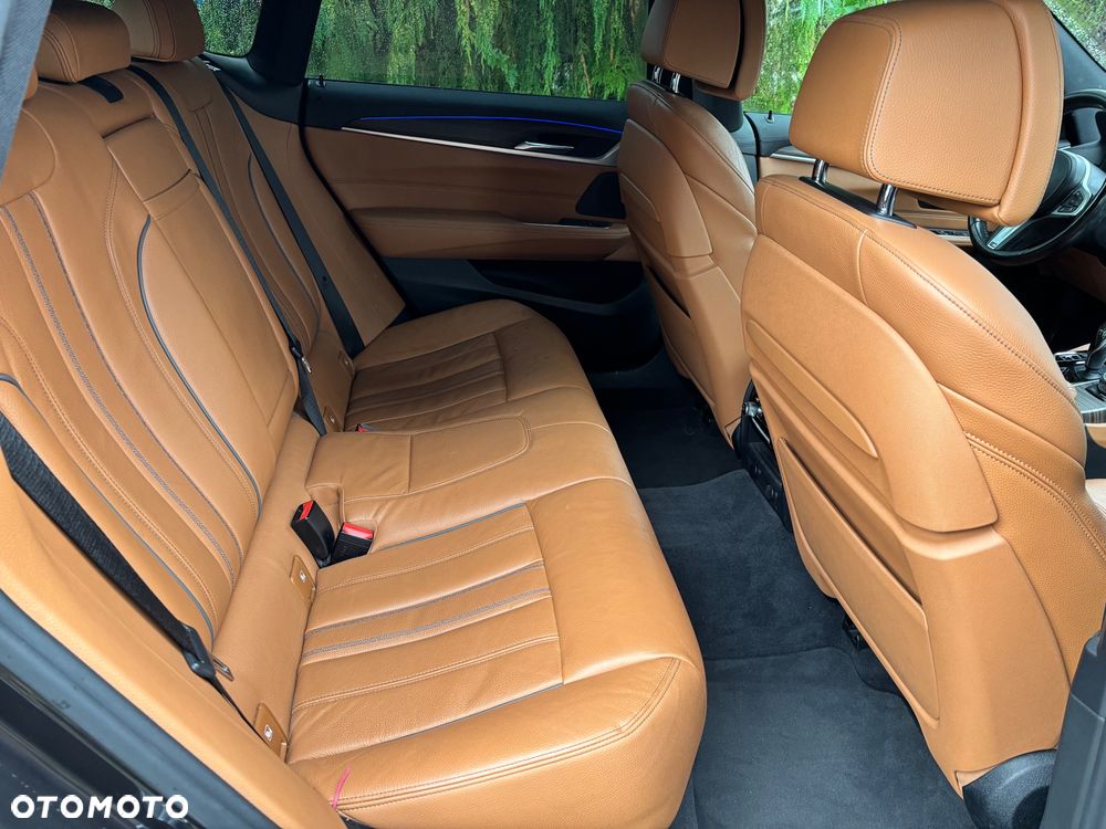 BMW 6GT 630d xDrive - 15