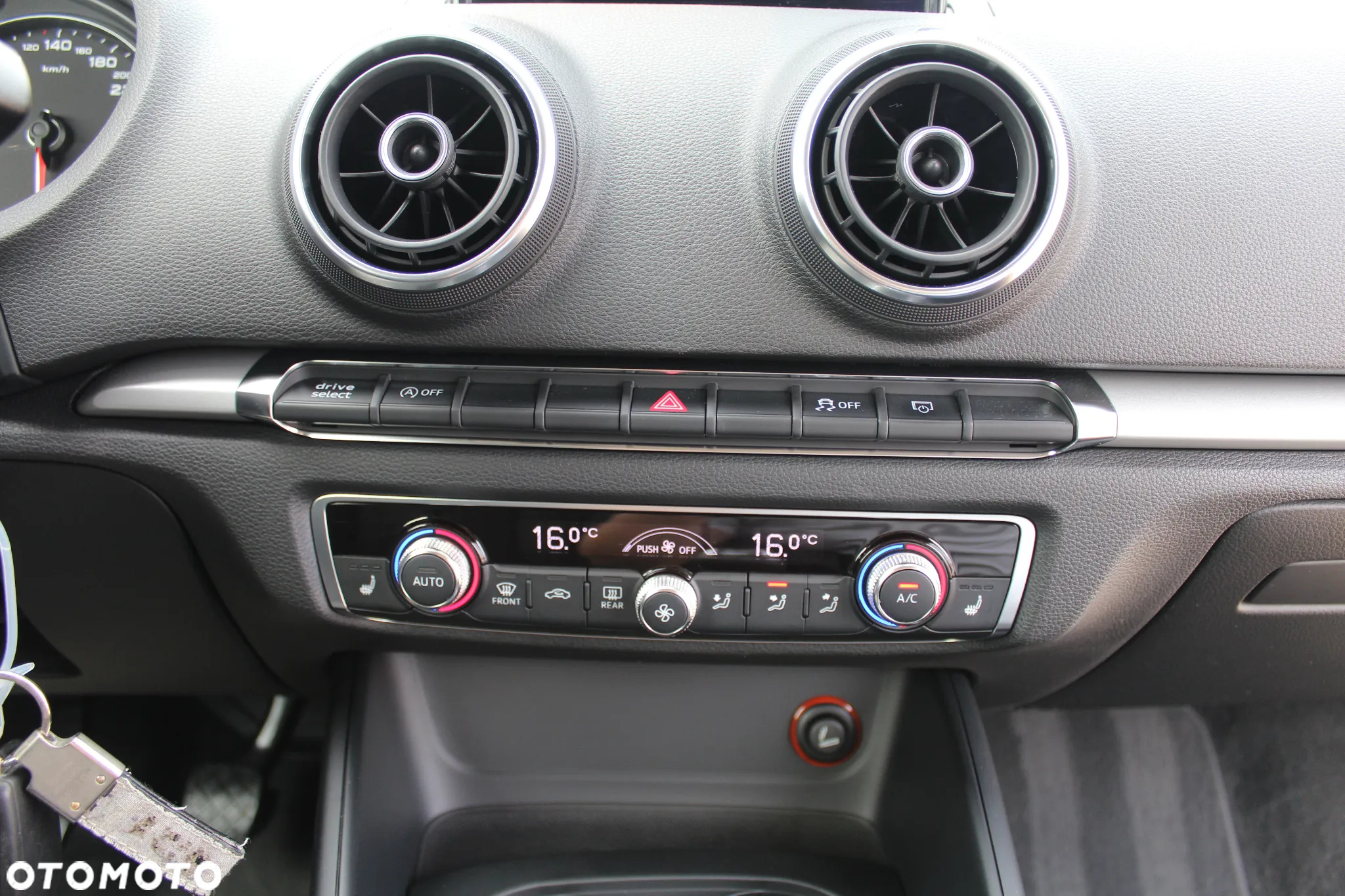 Audi A3 1.4 TFSI S line Sportpaket - 27