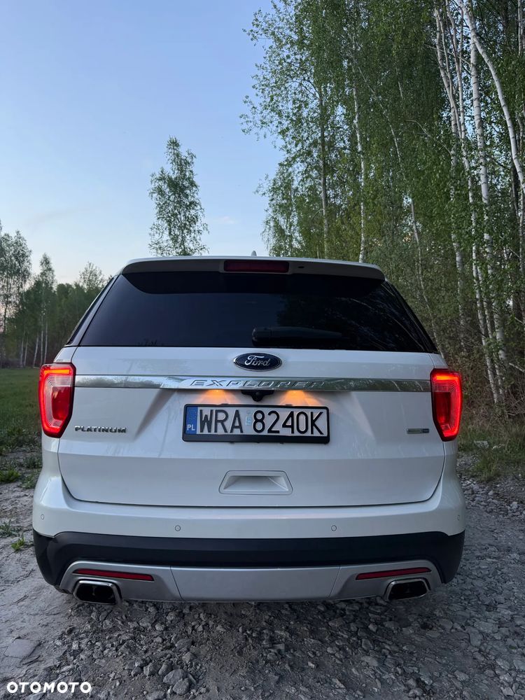 Ford Explorer - 8