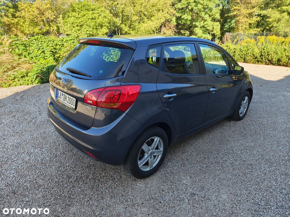 Kia Venga 1.6 CRDi 128 Titanium Collection - 4
