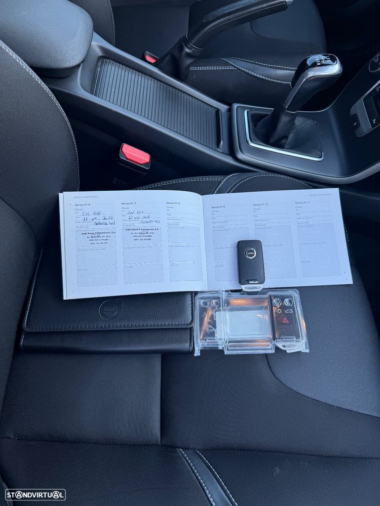 Volvo V40 2.0 D3 Momentum - 22