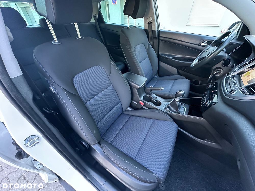 Hyundai Tucson blue 1.6 GDi 2WD Advantage - 16