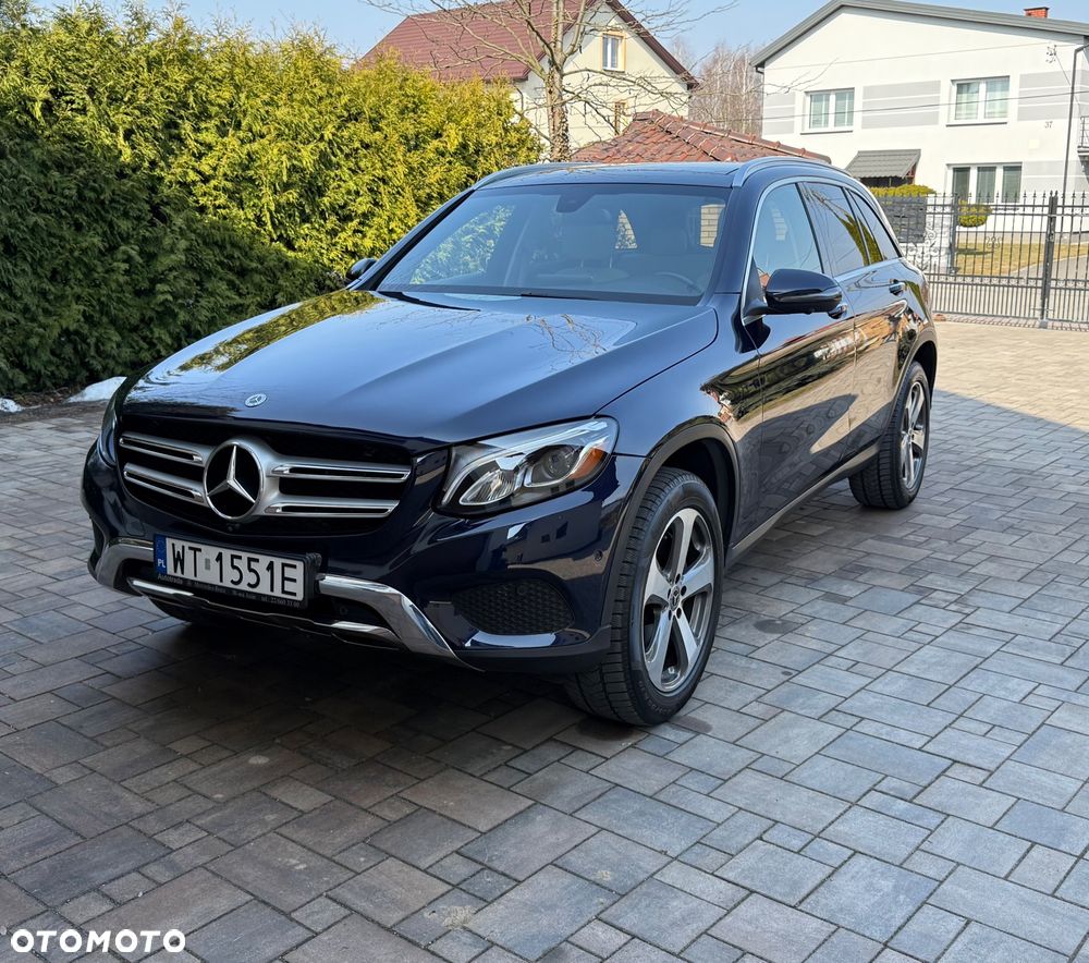 Mercedes-Benz GLC 300 4Matic 9G-TRONIC Exclusive - 3