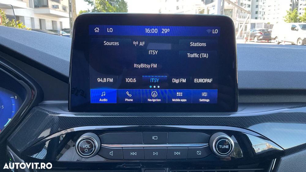 Ford Kuga - 23