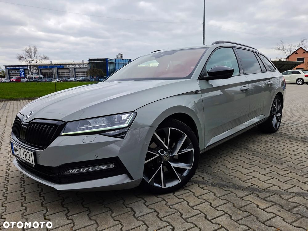 Skoda Superb 2.0 TDI SCR Sportline DSG - 20