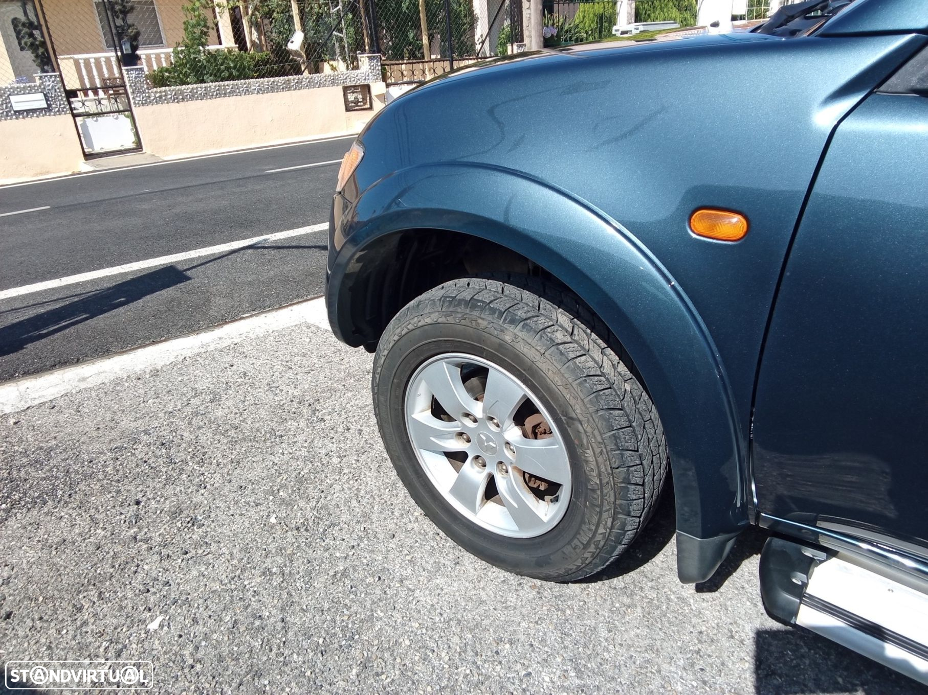 Mitsubishi L200 - 7