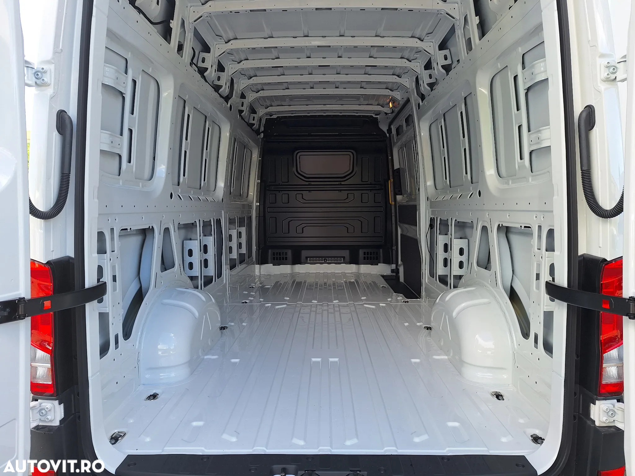 Volkswagen Crafter - 6