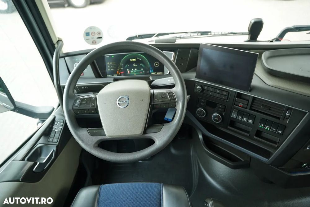 Volvo FH 500 / I-PARK COOL / I-SAVE / I-SHIFT / FULL AIRMATIC / ANVELOPE 100% / - 30