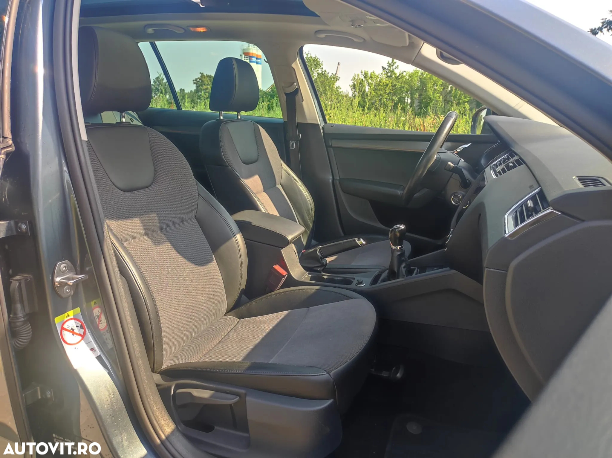 Skoda Octavia Combi Diesel 1.6 TDI Style - 12