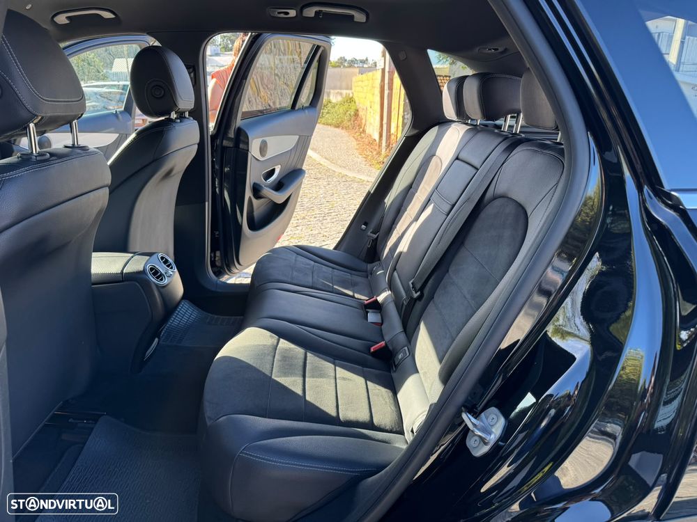 Mercedes-Benz GLC 220 d 4Matic 9G-TRONIC AMG Line - 13