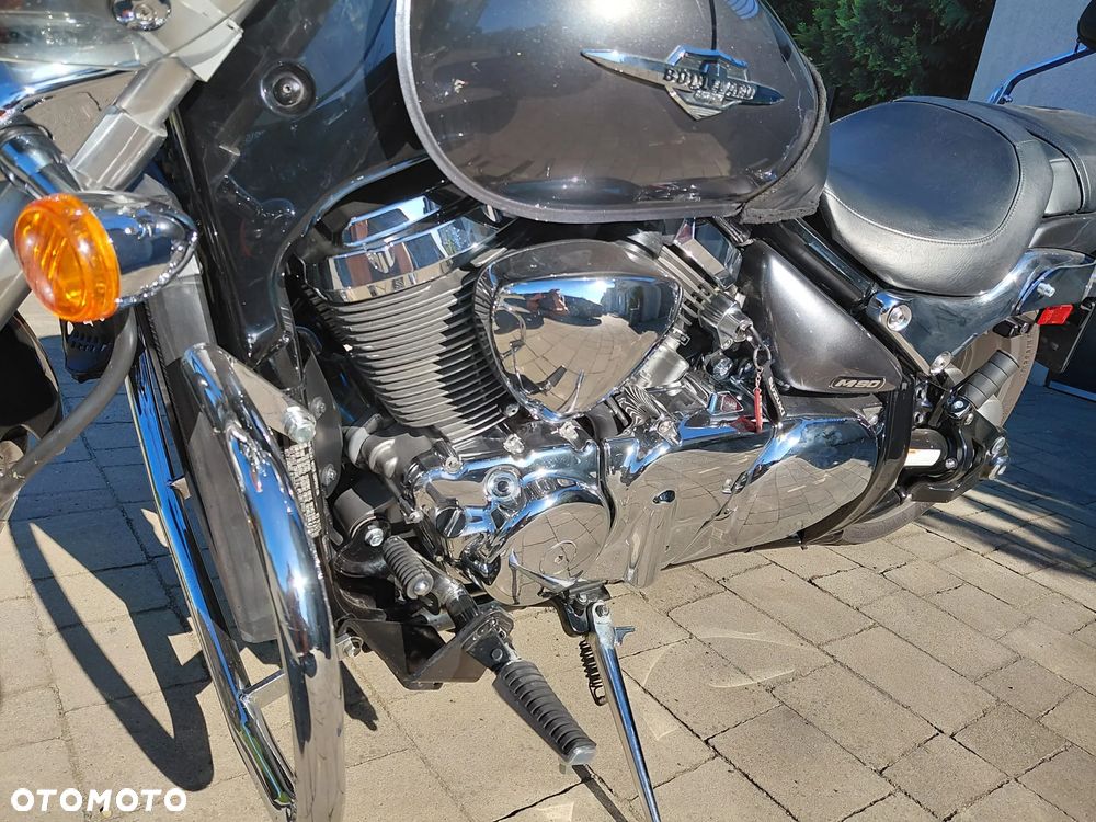 Suzuki Boulevard - 2