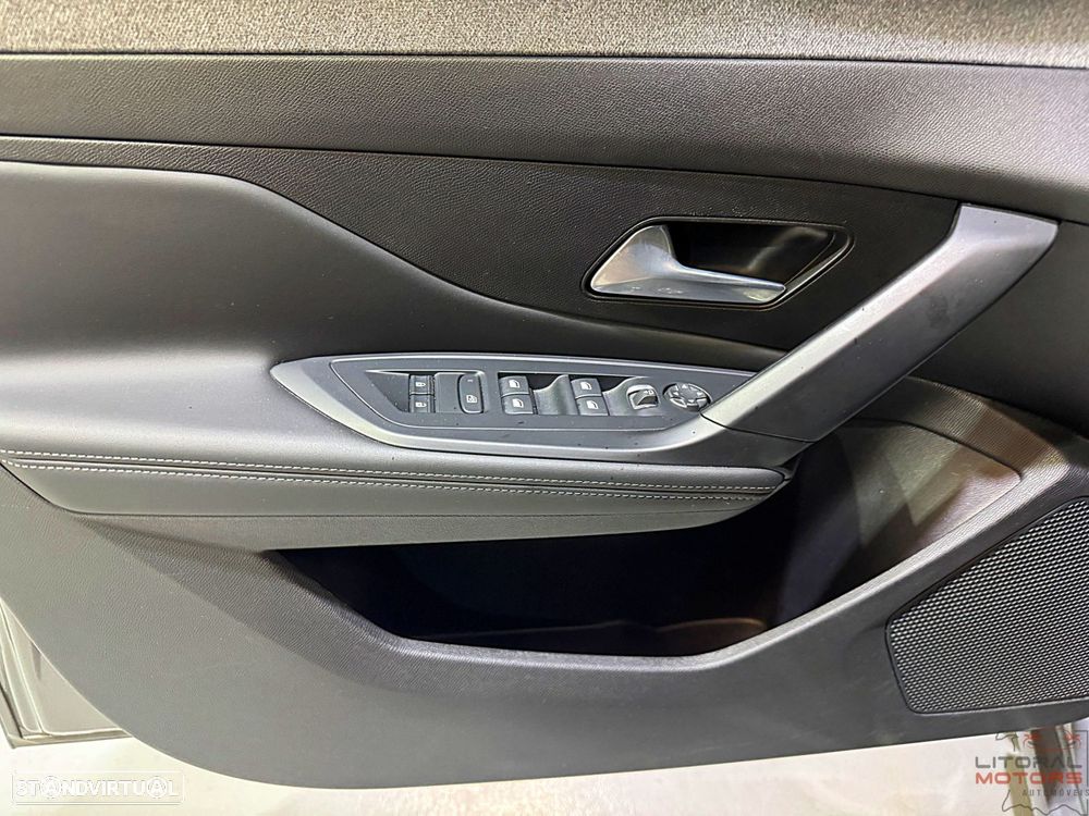 Peugeot 308 SW 1.2 PureTech Allure - 21