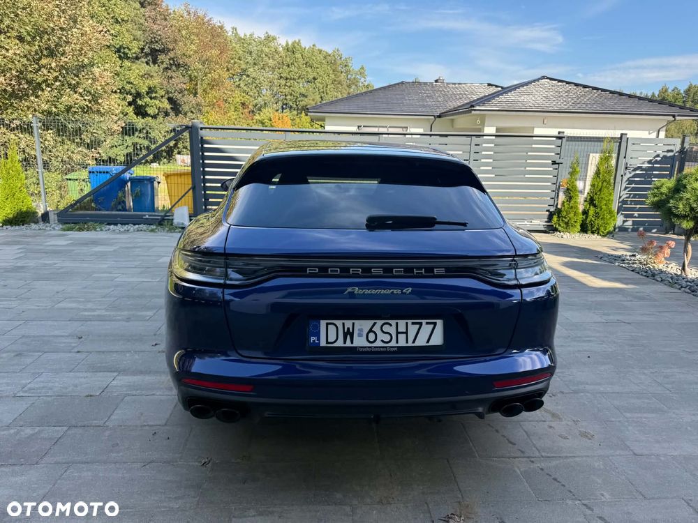 Porsche Panamera 4 Platinum Edition - 21