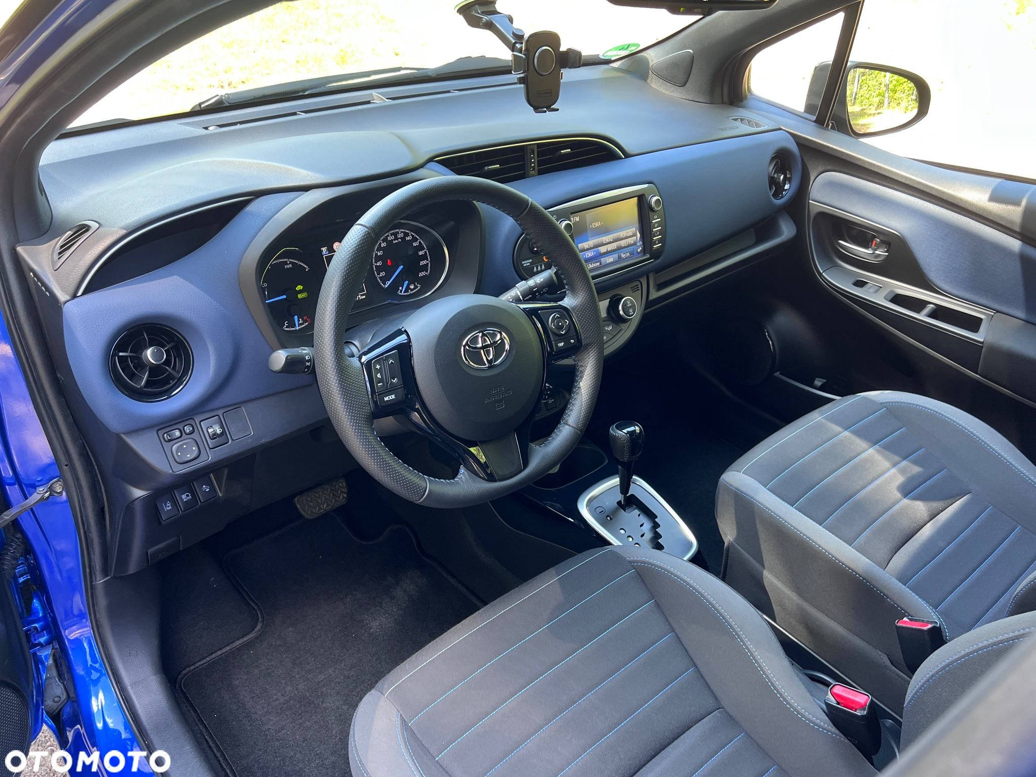 Toyota Yaris Hybrid 1.5 Selection Style - 19