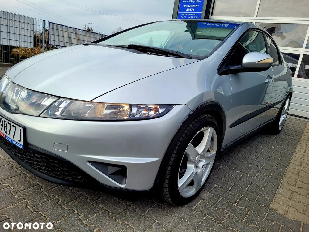Honda Civic 1.8 Sport - 13