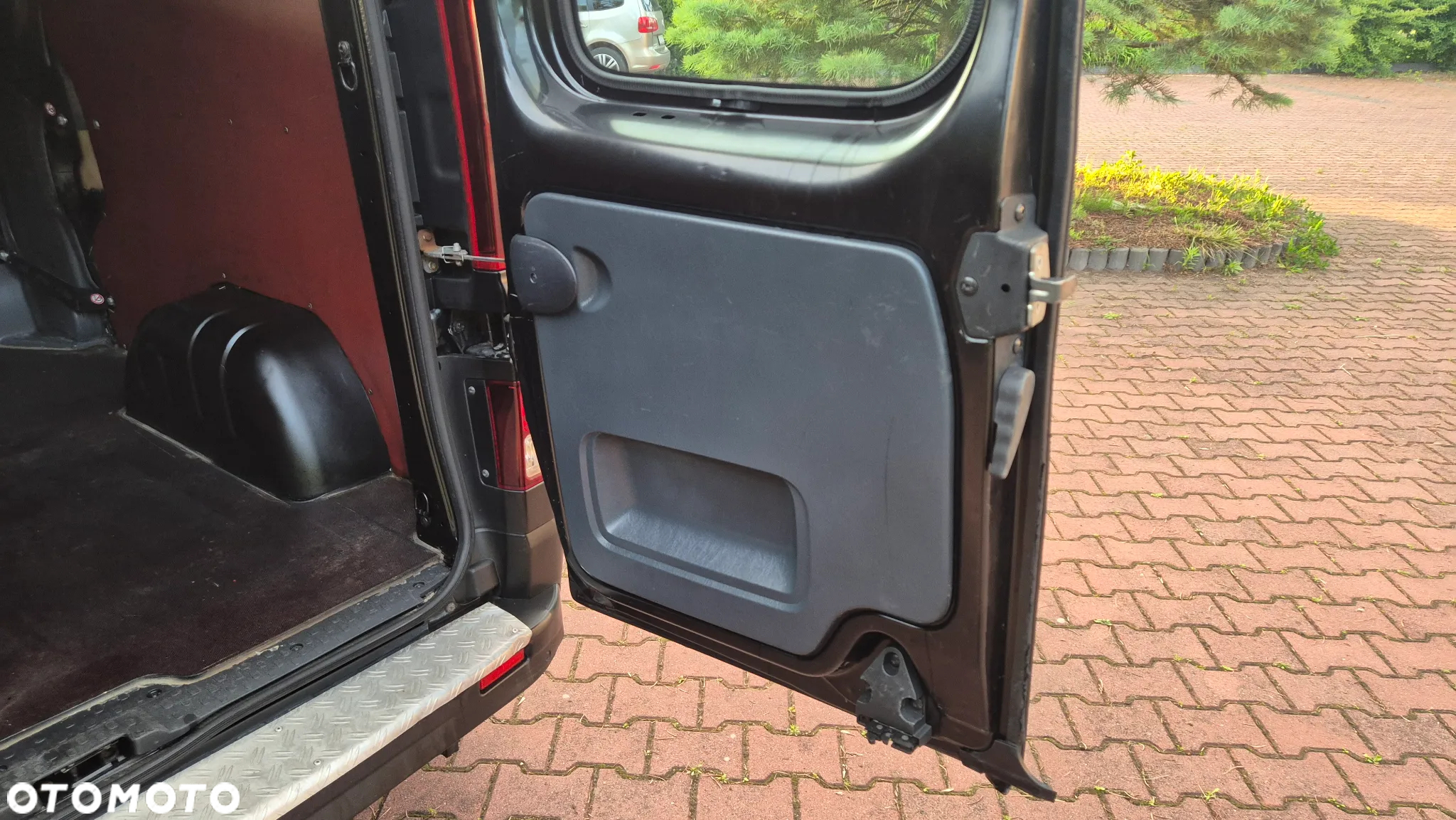 Opel Vivaro - 21