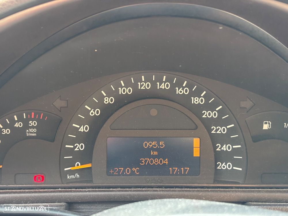 Mercedes-Benz C 220 - 10