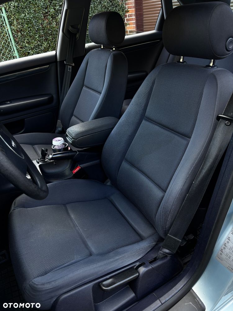 Audi A4 Limousine 2 - 17