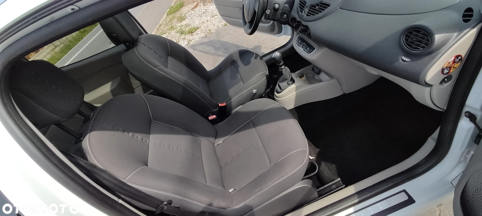 Renault Twingo 1.2 16V Night & Day - 22
