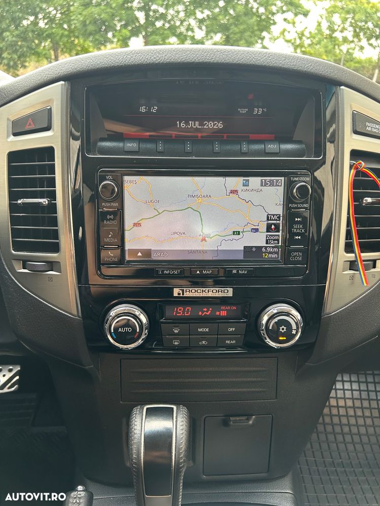 Mitsubishi Pajero 3.2 DI-D Instyle - 20