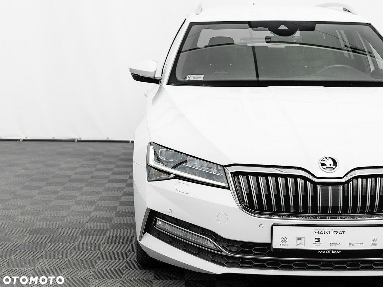 Skoda Superb 2.0 TDI SCR L&K DSG - 9