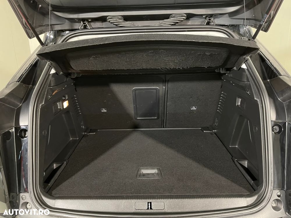 Peugeot 3008 1.5 BlueHDI 130 EAT8 Active Pack - 11