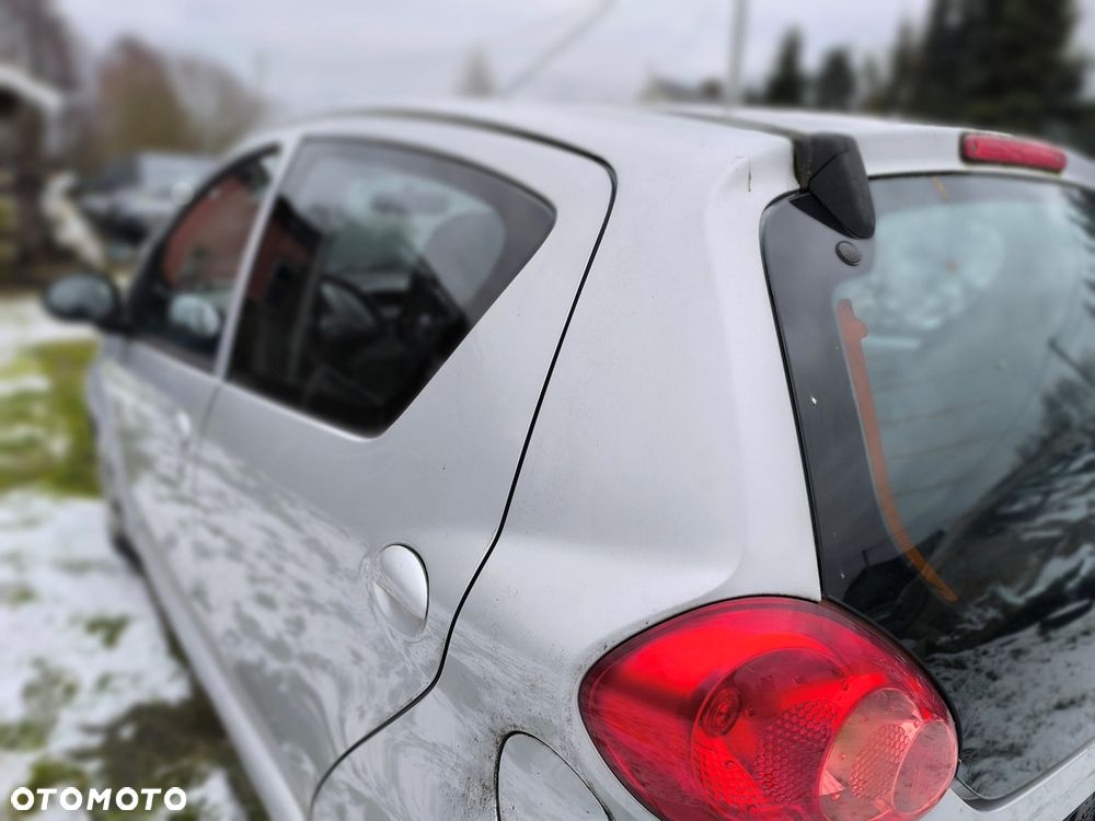 Toyota Aygo City - 15