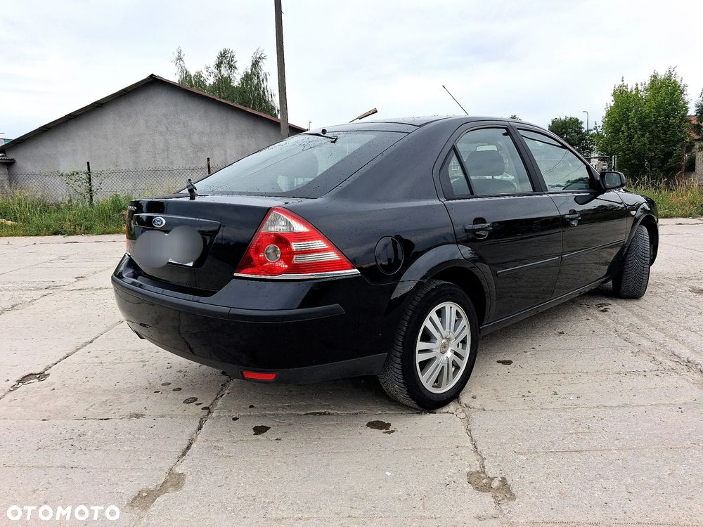 Ford Mondeo 1.8 Ghia - 5