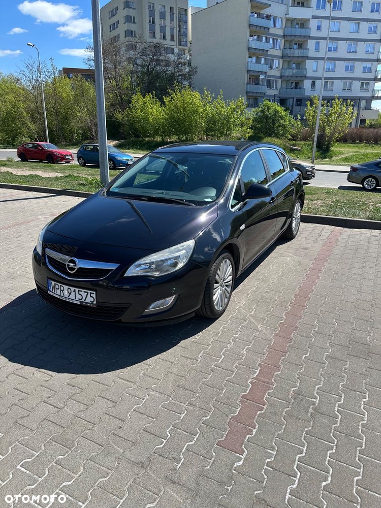 Opel Astra 1.4 T Cosmo - 2