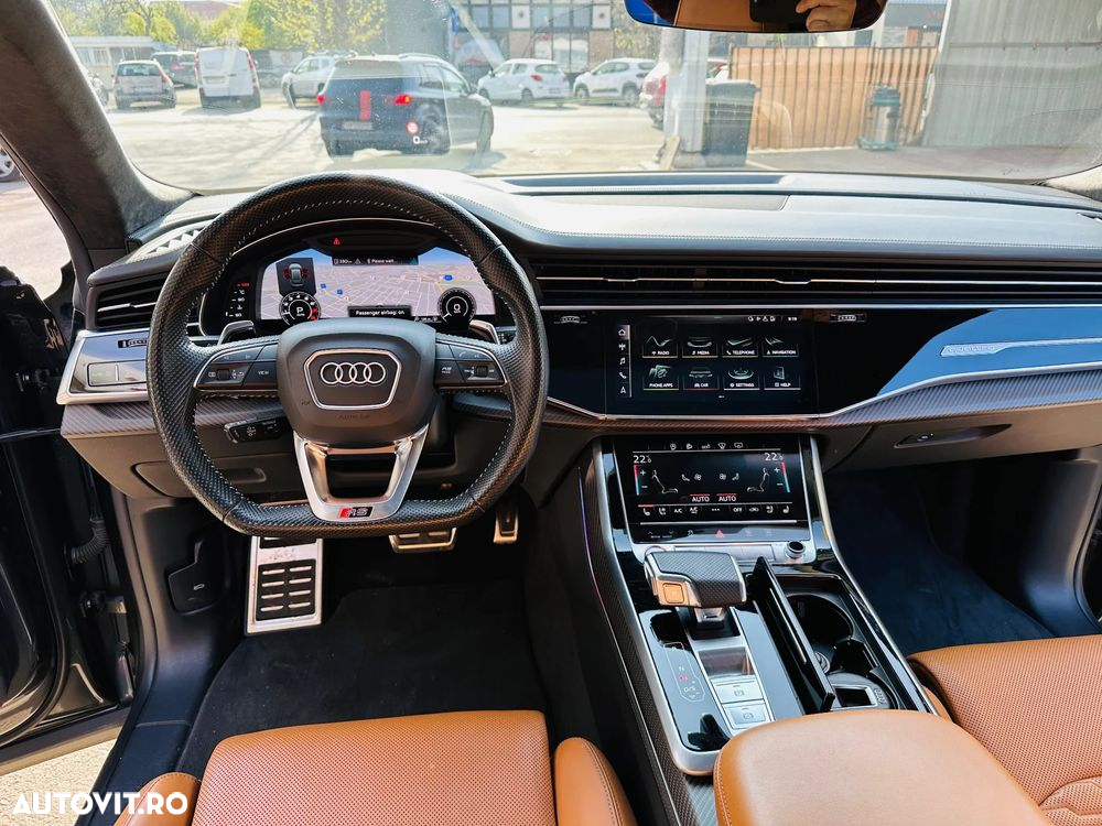 Audi RS Q8 TFSI quattro tiptronic - 12