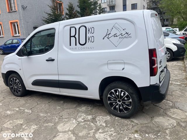 Toyota PROCITY STD - 10