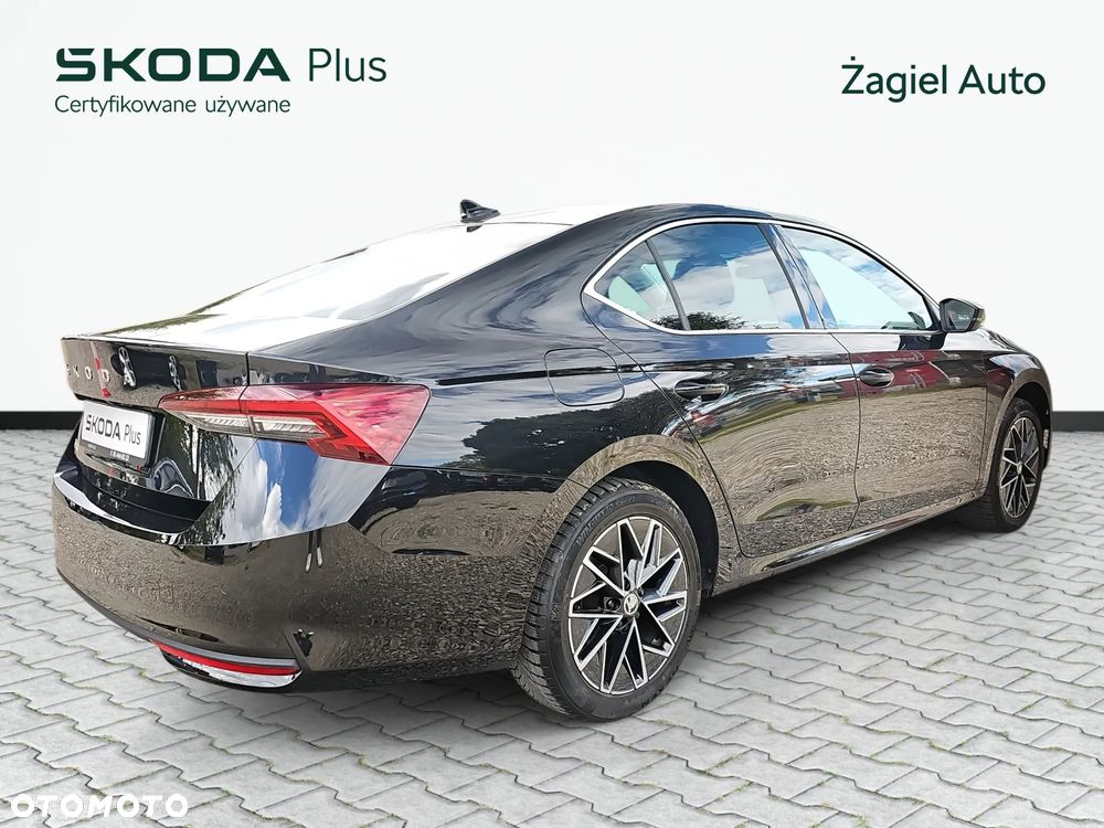 Skoda Octavia 2.0 TDI Selection DSG - 5