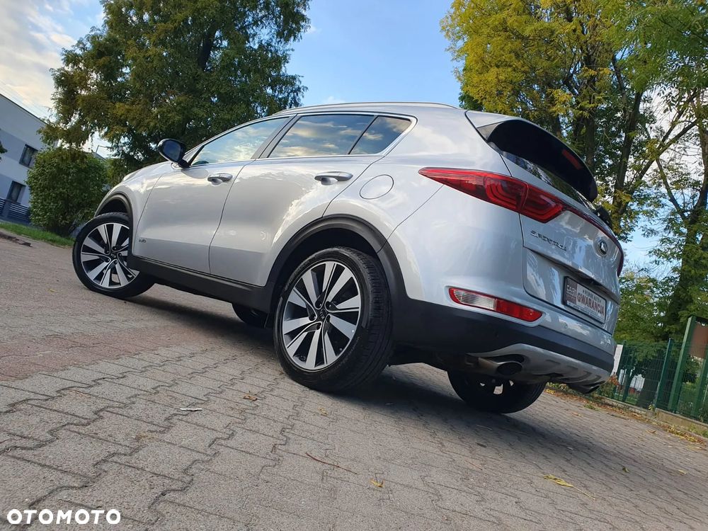 Kia Sportage 1.6 T-GDI AWD VISION - 32