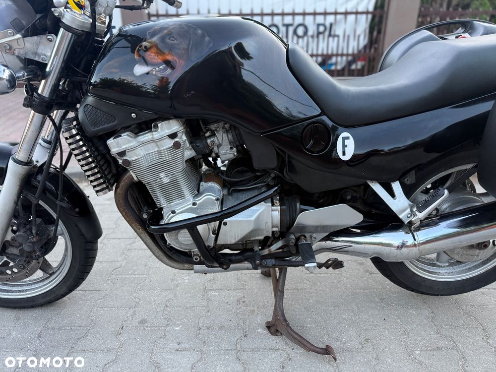 Suzuki GSX - 18