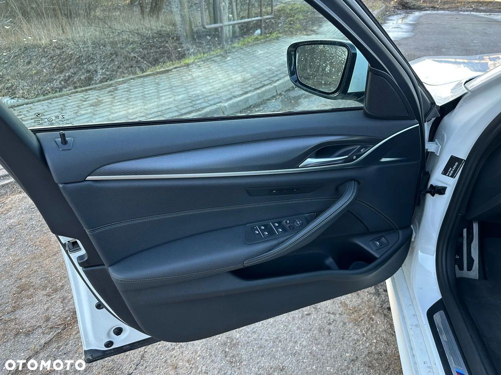 BMW Seria 5 - 13