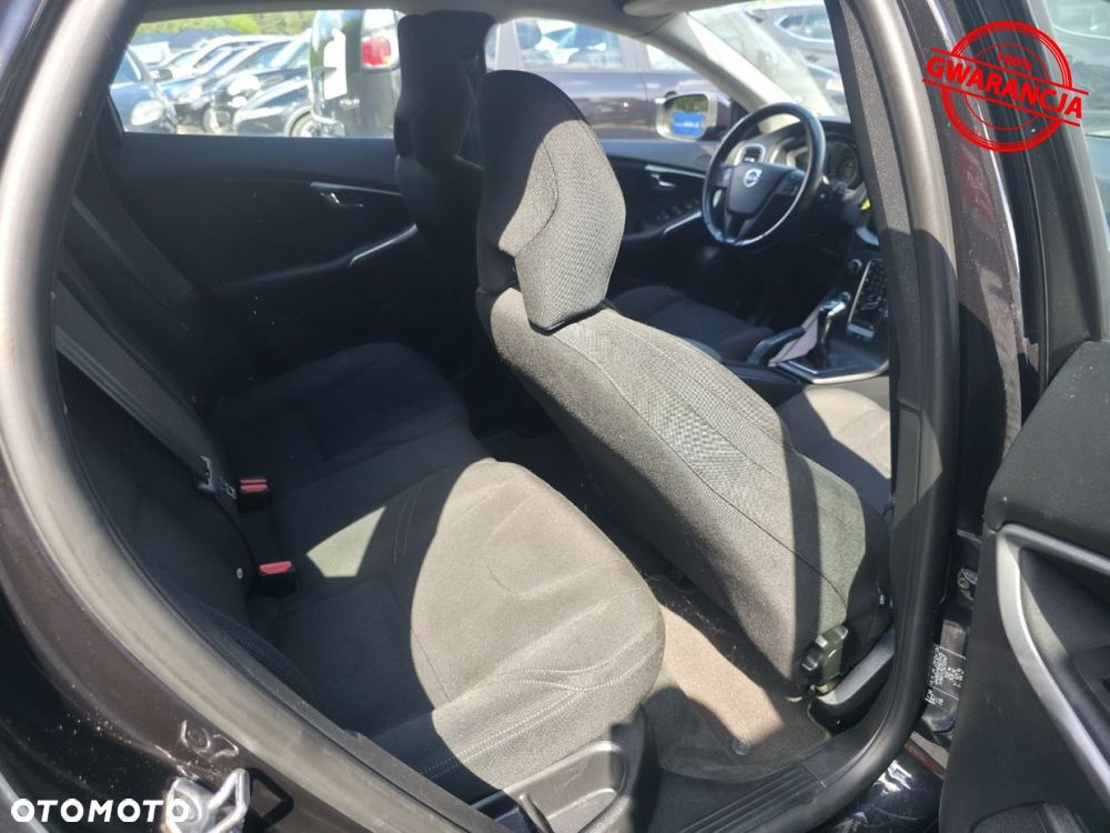Volvo V40 D2 Drive-E R-Design Kinetic - 18