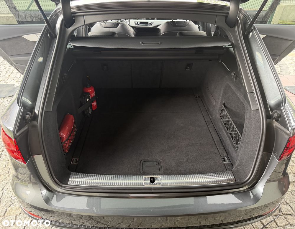 Audi A4 Avant - 13